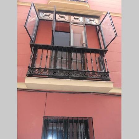 Cheap & Chic In The Center Of Sevilla Екстер'єр фото