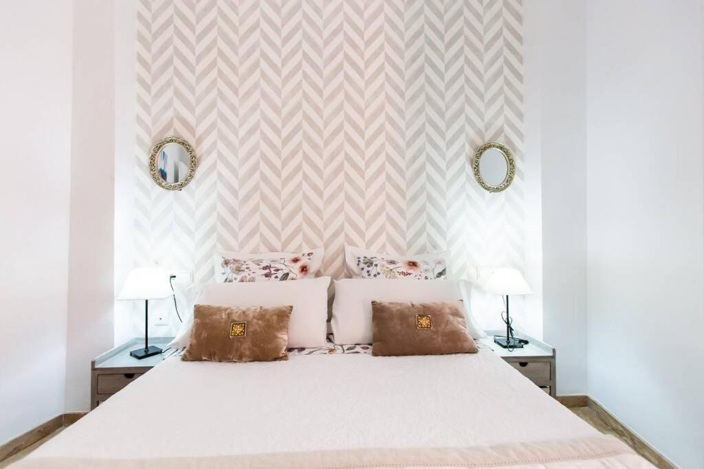 Cheap & Chic In The Center Of Sevilla Екстер'єр фото