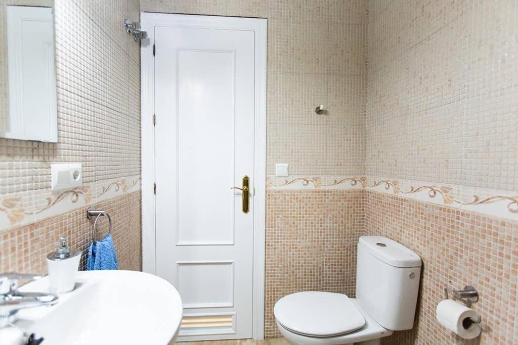 Cheap & Chic In The Center Of Sevilla Екстер'єр фото
