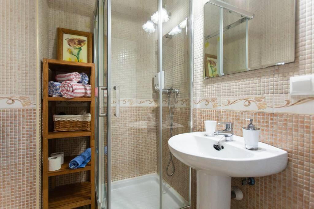 Cheap & Chic In The Center Of Sevilla Екстер'єр фото