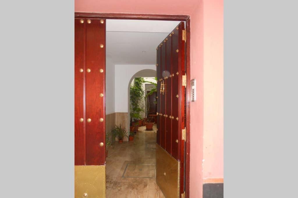 Cheap & Chic In The Center Of Sevilla Екстер'єр фото